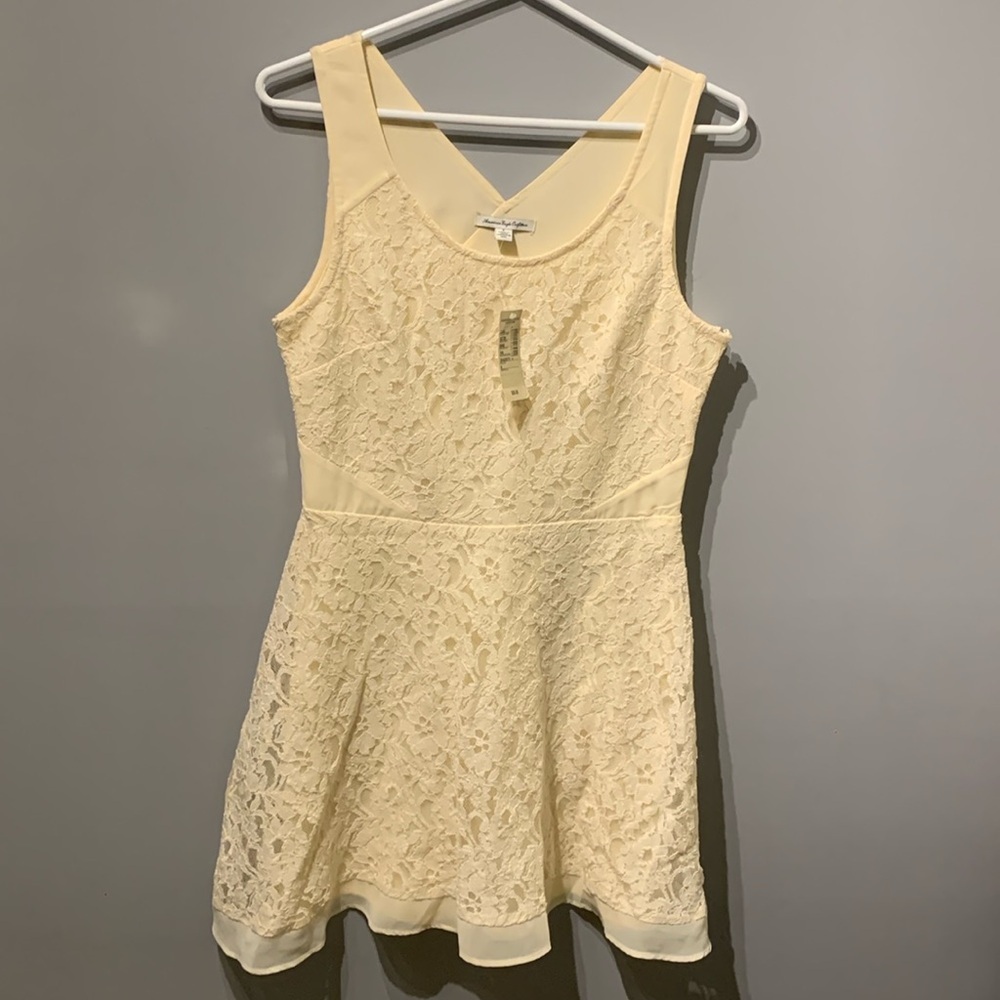 NWT American Eagle Outfitters Cream Lace Dress - Picture 2 of 4